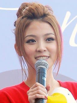 卓文萱