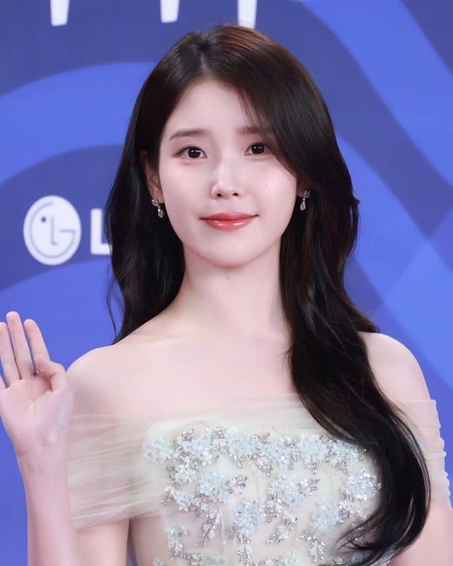 IU