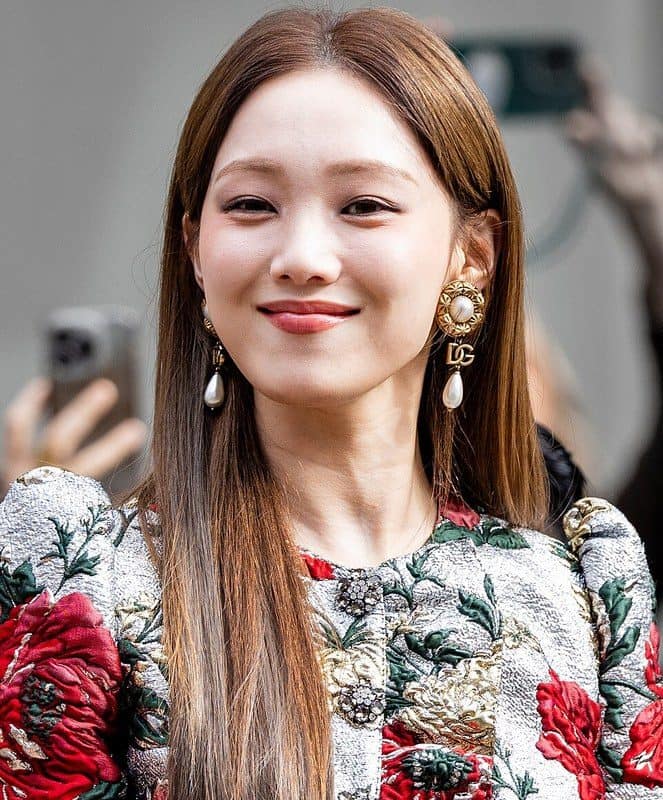 Lee Sung-kyung